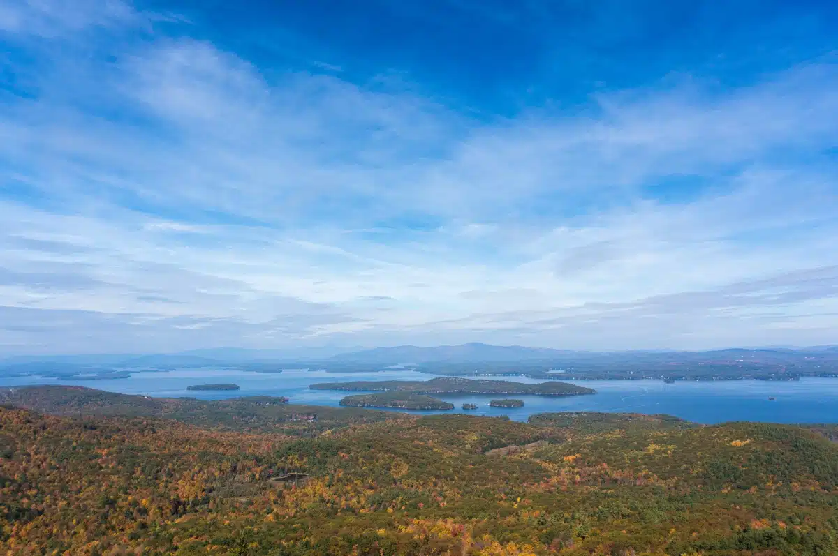 Guide to Lake Winnipesaukee Towns | Eat, Stay & Play