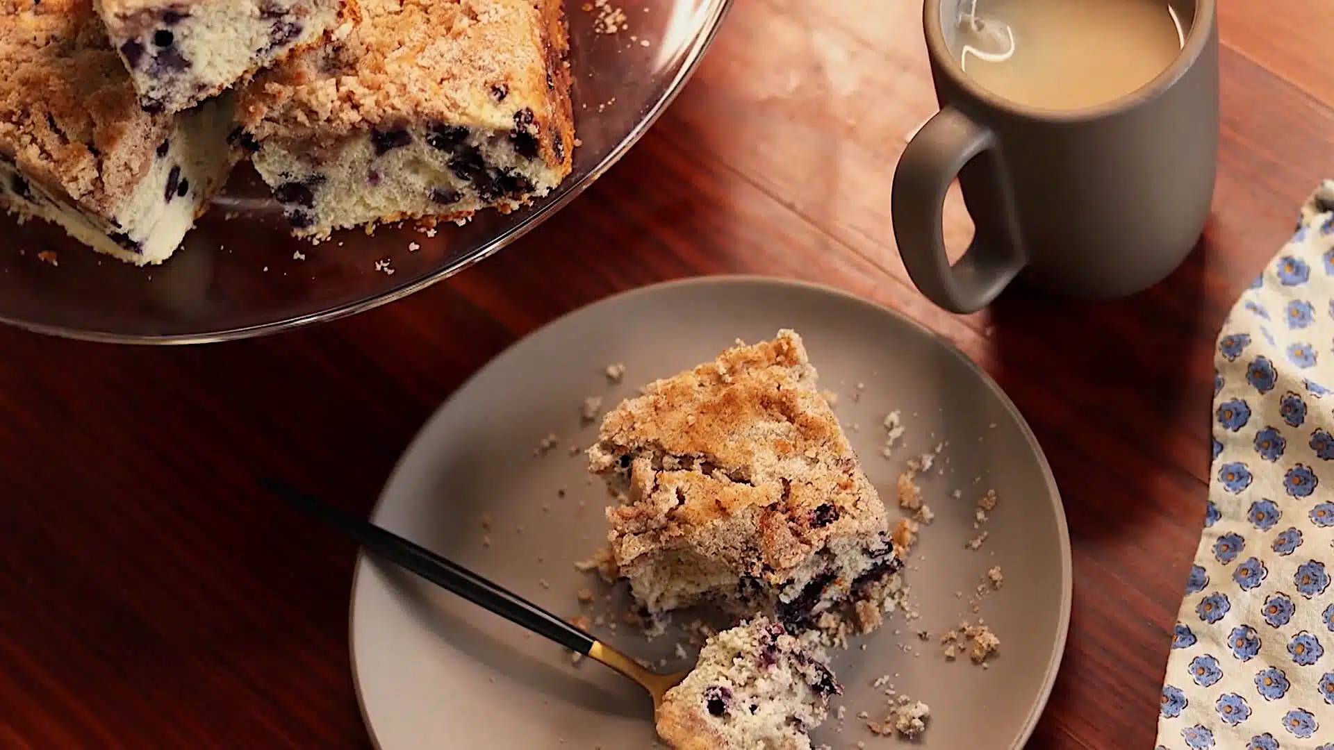 How to Make Blueberry Buckle Topped with Crunchy Streusel