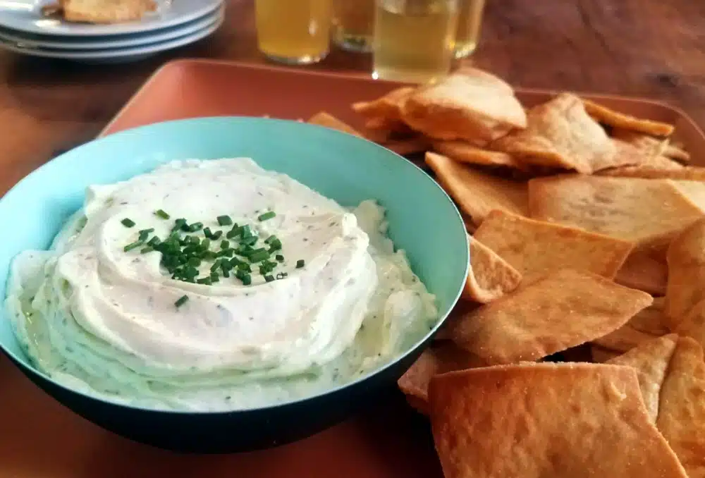 Garlicky Cream Cheese Dip