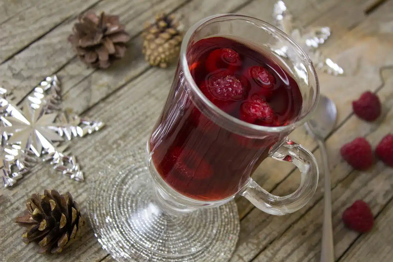 Favorite Holiday Punch Recipes