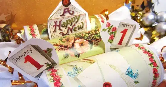 How to Make New Year’s Eve Crackers