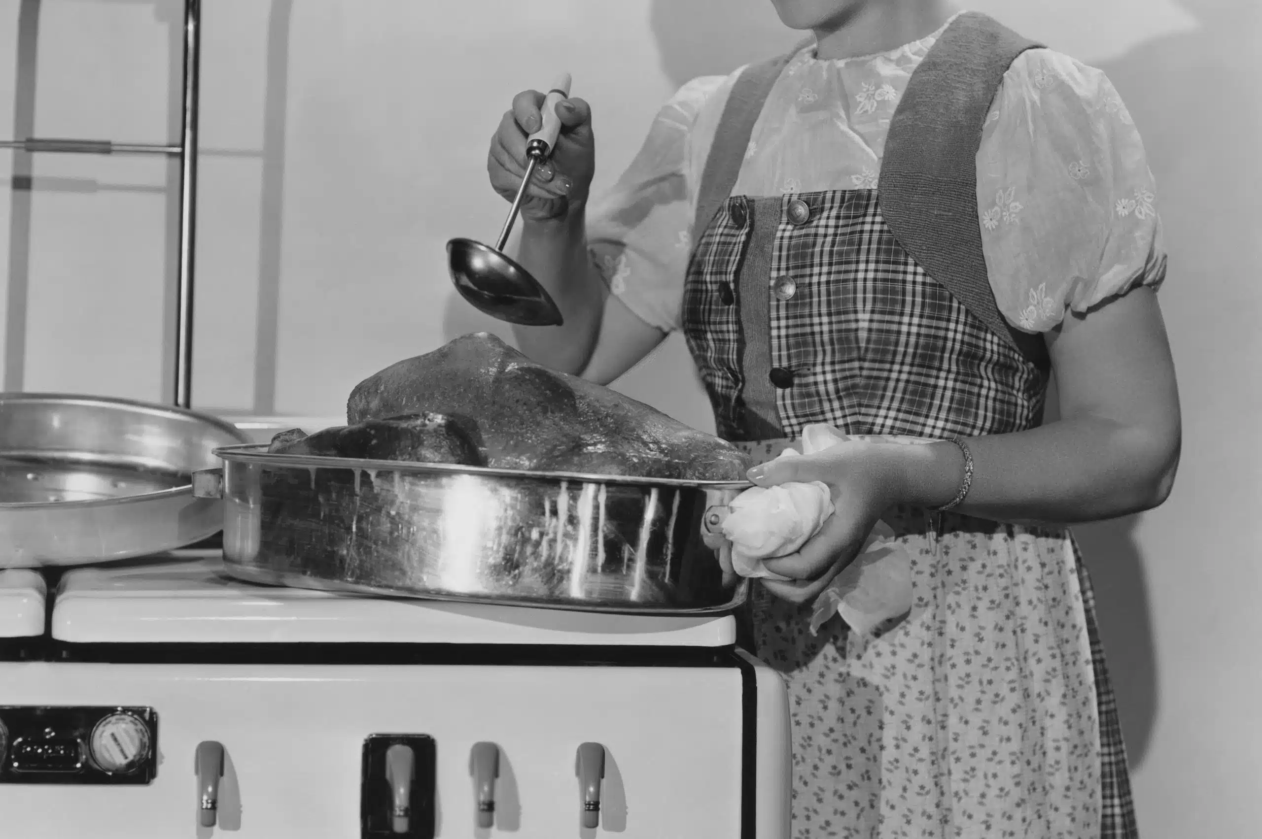 5 Common Thanksgiving Emergencies (& How to Fix Them)
