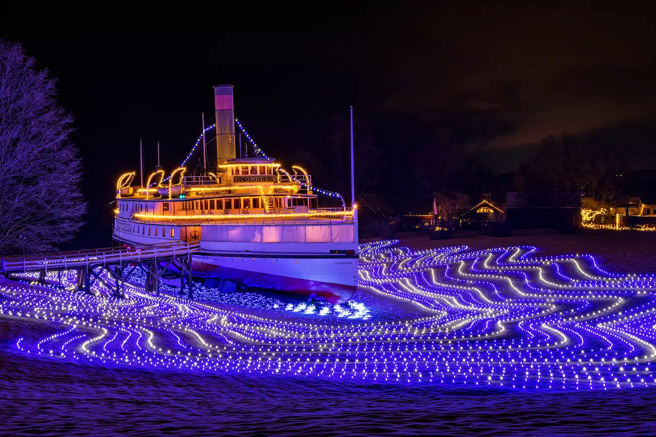 10 Best Places to See Holiday Lights in Vermont